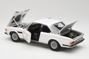 BMW 3.0 CSi E9 Bel Minichamps 1:18 180029026 Kovina – slika 5 od 8