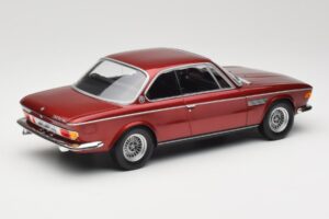 BMW 3.0 CSi E9 Red Metallic Minichamps 1:18 155028031 Kovina – slika 2 od 6