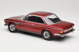 BMW 3.0 CSi E9 Red Metallic Minichamps 1:18 155028031 Kovina – slika 5 od 6