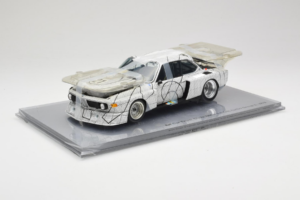 BMW 3.0 CSL Art Car Frank Stella Minichamps 1:18 80430150928 Kovina – slika 2 od 6