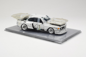 BMW 3.0 CSL Art Car Frank Stella Minichamps 1:18 80430150928 Kovina – slika 4 od 6