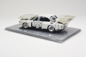 BMW 3.0 CSL Art Car Frank Stella Minichamps 1:18 80430150928 Kovina – slika 5 od 6