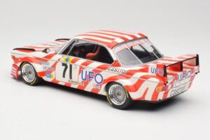 BMW 3.0 CSL E9 #71 Luigi Racing P. Xhenceval / J. Dieudonné 24 Hours of Le Mans 1977 Minichamps 1:18 155772571 Kovina – slika 5 od 6