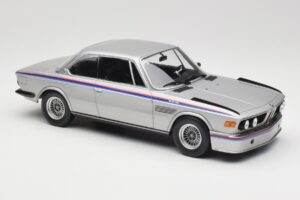 BMW 3.0 CSL E9 Polaris Silver Minichamps 1:18 155028135 Kovina – slika 4 od 6
