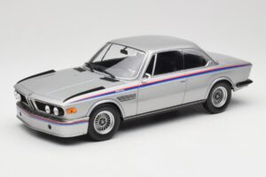 BMW 3.0 CSL E9 Polaris Silver Minichamps 1:18 155028135 Kovina