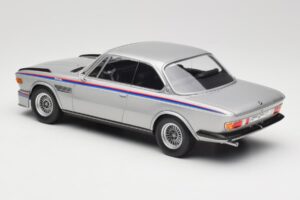 BMW 3.0 CSL E9 Polaris Silver Minichamps 1:18 155028135 Kovina – slika 5 od 6
