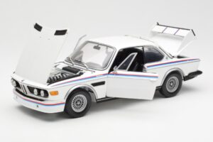 BMW 3.0 CSL E9 S Setom Spojlerjev Bel Minichamps 1:18 180029021 Kovina – slika 2 od 8