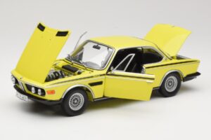 BMW 3.0 CSL E9 Rumena Minichamps 1:18 80430137980 Kovina – slika 2 od 8