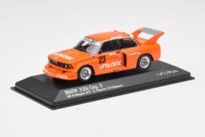 BMW 320i Group 5 #23 E. Cheever / G. Villeneuve 6 Hours of Mosport Class Winners 1977 Damaged Spoiler Minichamps 1:43 4007723 – slika 2 od 5