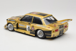 BMW 320i #4 Warsteiner J. Obermoser DRM 1977 Minichamps 1:18 180772105-R1 Kovina – slika 7 od 8