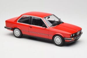 BMW 323i E21 Rdeč Minichamps 1:18 155026000 Kovina – slika 4 od 6
