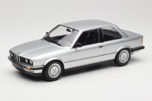 BMW 323i E21 Srebrn Minichamps 1:18 155026001 Kovina