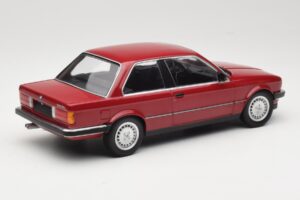 BMW 323i E30 Carmine Minichamps 1:18 155026008 Kovina – slika 2 od 6