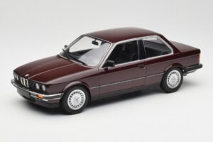 BMW 323i E30 Dark Red Metallic Minichamps 1:18 155026007 Kovina