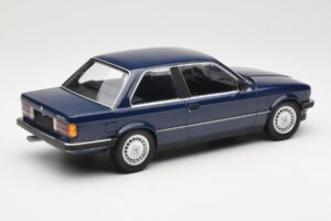 BMW 323i E30 Saturn Blue Minichamps 1:18 155026009 Kovina – slika 2 od 6