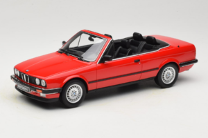BMW 325i E30 Kabriolet Svetlo Rdeč Otto 1:18 OT1194 Smola