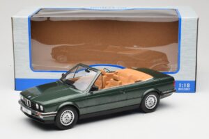 BMW 325i E30 Kabriolet Zelen MCG 1:18 MCG18545 Kovina – slika 6 od 6