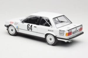 BMW 325i E30 #64 Auto Budde K. Oestreich / E. Rensing Winner 24 Hours Nürburgring 1986 Minichamps 1:18 155862664 Kovina – slika 4 od 6