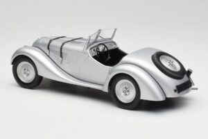 BMW 328 Srebrna Minichamps 1:18 155025030 Kovina – slika 5 od 6