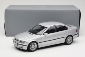 BMW 330i E46 Srebrna UT 1:18 80430302328 Kovina – slika 8 od 8