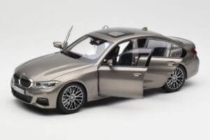 BMW 330i G20 Srebrn Norev 1:18 183275 Kovina – slika 2 od 8