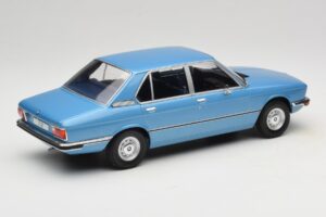 BMW 5 Series E12 Moder MCG 1:18 MCG18541 Kovina – slika 2 od 6