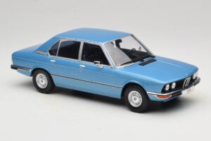 BMW 5 Series E12 Moder MCG 1:18 MCG18541 Kovina – slika 4 od 6
