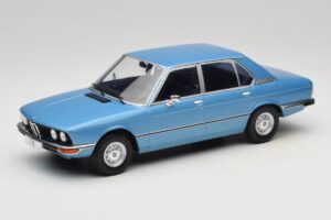 BMW 5 Series E12 Moder MCG 1:18 MCG18541 Kovina