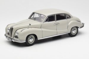 BMW 501 Cortina Siv AUTOart 1:18 80430393098 Kovina