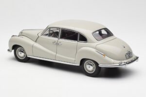 BMW 501 Cortina Siv AUTOart 1:18 80430393098 Kovina – slika 7 od 8