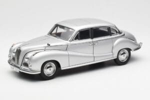 BMW 502 2.6 Luxus Super Srebrna AUTOart 1:18 70593 Kovina