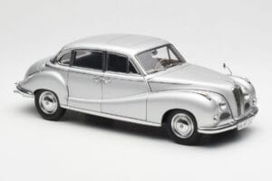 BMW 502 2.6 Luxus Super Srebrna AUTOart 1:18 70593 Kovina – slika 6 od 8