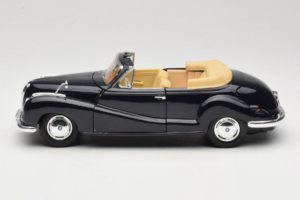 BMW 502 Kabriolet Črn Maisto 1:18 31817 Kovina – slika 4 od 8