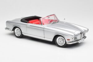 BMW 503 Srebrn Revell 1:18 18787 Kovina – slika 6 od 8