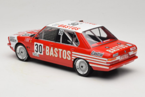 BMW 528i E28 #30 D. Quester / A. Hahne / E. Joosen 24 Hours of Spa Winner 1982 IXO 1:18 18RMC182A Kovina – slika 5 od 6
