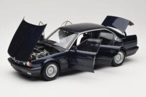 BMW 535i E34 Blue Metallic Minichamps 1:18 100024004 Kovina – slika 2 od 8