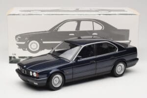 BMW 535i E34 Blue Metallic Minichamps 1:18 100024004 Kovina – slika 8 od 8