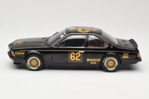 BMW 635 CSi E24 #62 J. Richards JPS Team BMW ATCC Winner 1985 AUTOart 1:18 88548 Kovina – slika 4 od 8