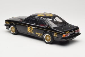 BMW 635 CSi E24 #62 J. Richards JPS Team BMW ATCC Winner 1985 AUTOart 1:18 88548 Kovina – slika 7 od 8