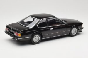 BMW 635 CSi E24 Black Metallic Minichamps 1:18 155028104 Kovina – slika 2 od 6