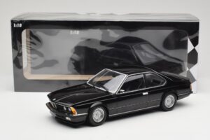 BMW 635 CSi E24 Black Metallic Minichamps 1:18 155028104 Kovina – slika 6 od 6