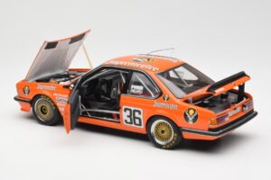 BMW 635 CSi E24 #1 European Touring Car Championship Jagermeister 1985 AUTOart 1:18 80430145825 Kovina – slika 5 od 8