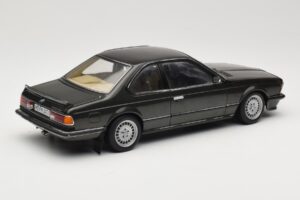 BMW 635 CSi E24 Malachit Green Metallic AUTOart 1:18 70522 Kovina – slika 3 od 8