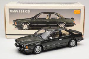 BMW 635 CSi E24 Malachit Green Metallic AUTOart 1:18 70522 Kovina – slika 8 od 8