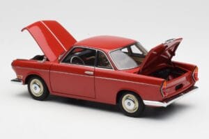 BMW 700 Sport Coupe Spanish Rdeč AUTOart 1:18 70652 Kovina – slika 5 od 8