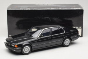 BMW 730i E32 Black Metallic Minichamps 1:18 100023002 Kovina – slika 8 od 8