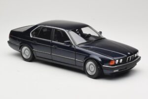 BMW 730i E32 Modra Metallic Minichamps 1:18 100023006 Kovina – slika 6 od 8