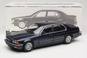 BMW 730i E32 Modra Metallic Minichamps 1:18 100023006 Kovina – slika 8 od 8