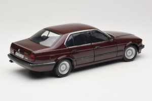 BMW 730i E32 Red Metallic Minichamps 1:18 100023001 Kovina – slika 3 od 8