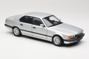 BMW 730i E32 Srebrna Minichamps 1:18 100023000 Kovina – slika 6 od 8
